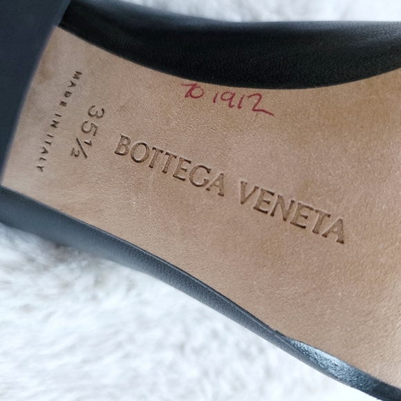 Bottega Veneta Square Pointy Toe Curved Block Heel Lamb Leather Mule - Picture 9 of 12